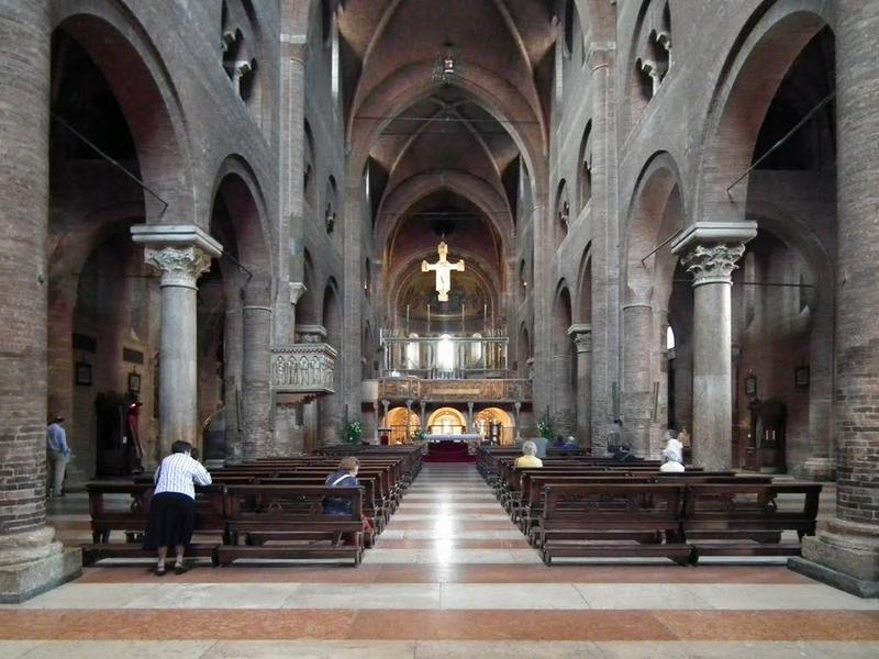 Facciata della Cattedrale di San Gemignano